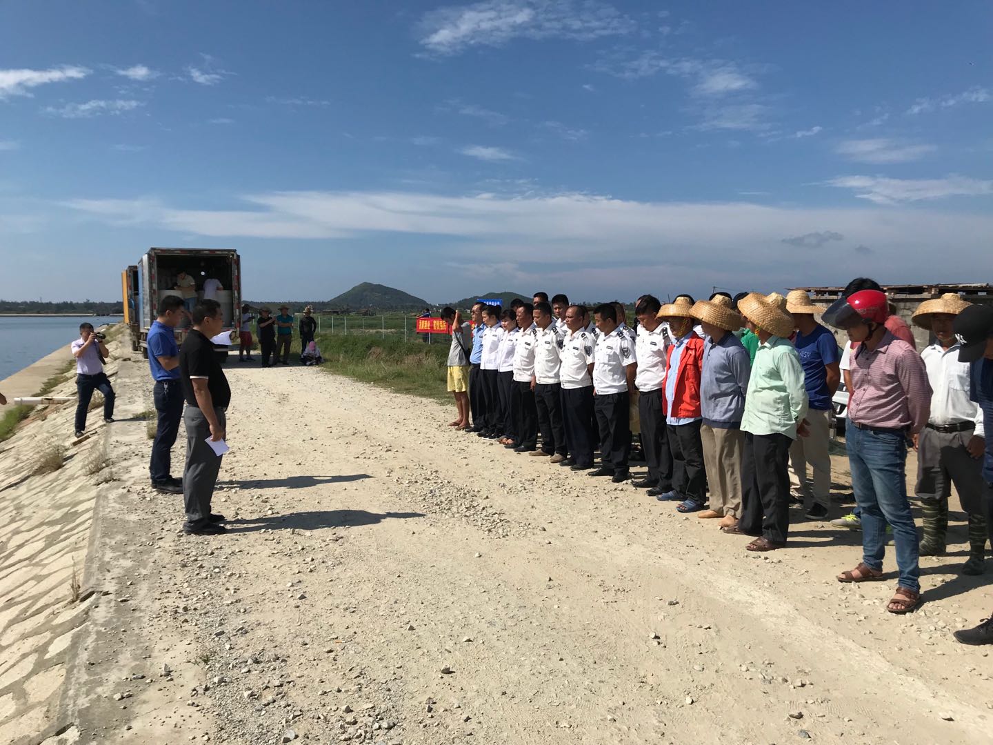 海南晨海水產(chǎn)助力萬寧小海海域增殖放流活動順利舉行